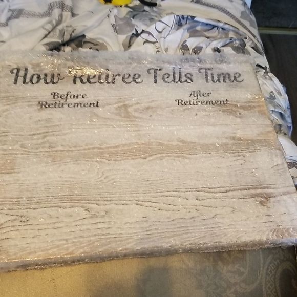 How Retirees Tells Time Farmhouse Chic Wooden White Washed Wall Decor New - Picture 4 of 10